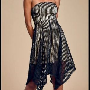 Lulus Lenaya Black Crochet Lace Midi Dress NWT Sz L